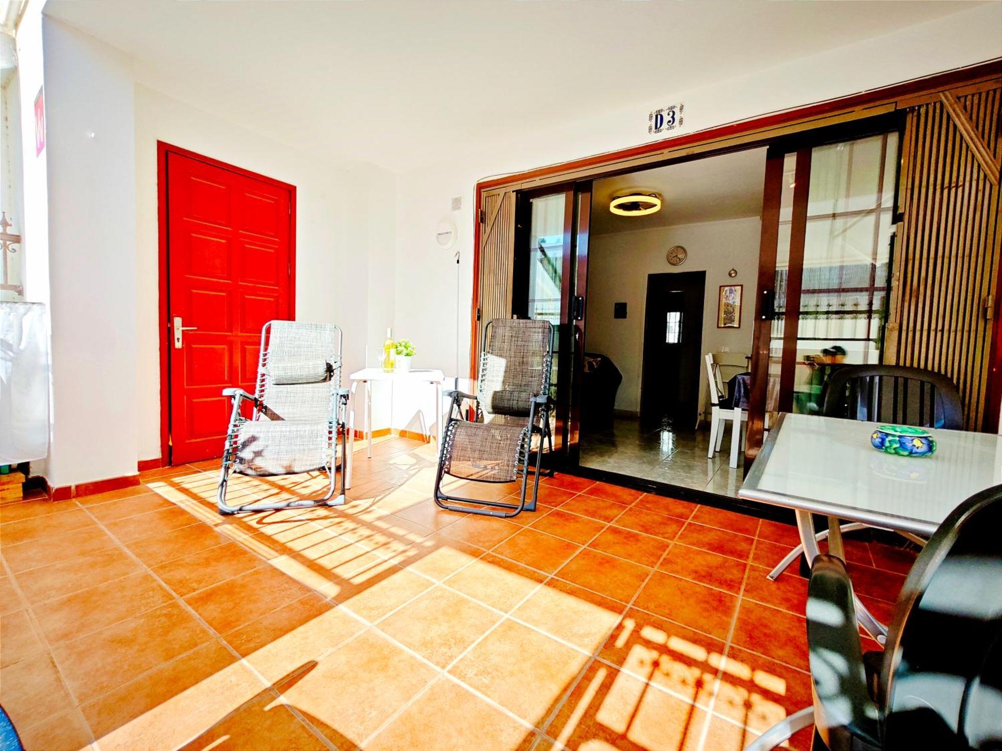 El Pisito La Dolce Holiday home *
