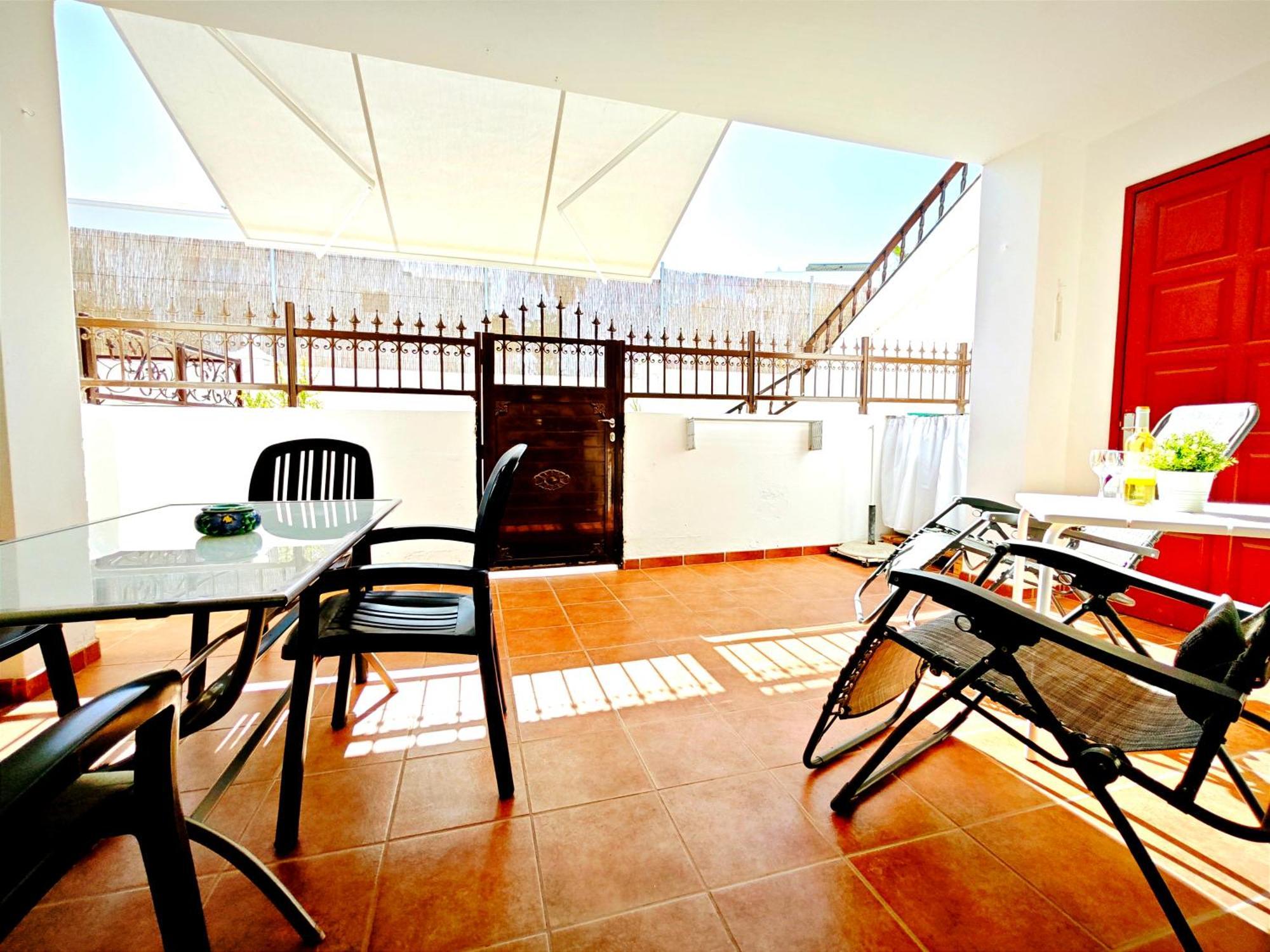 El Pisito La Dolce Holiday home *